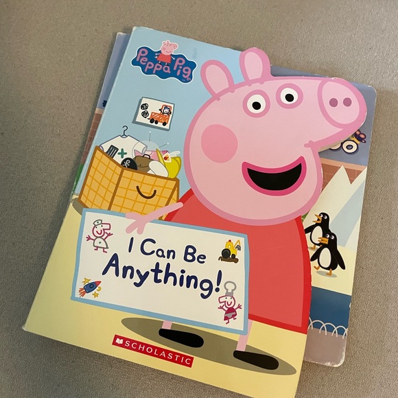 Peppa Pig Board Book Bundle - Picture 6 of 8